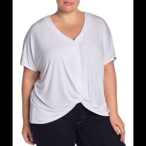 🔥5 for $25🔥 Eloquii white short sleeve twist front casual top